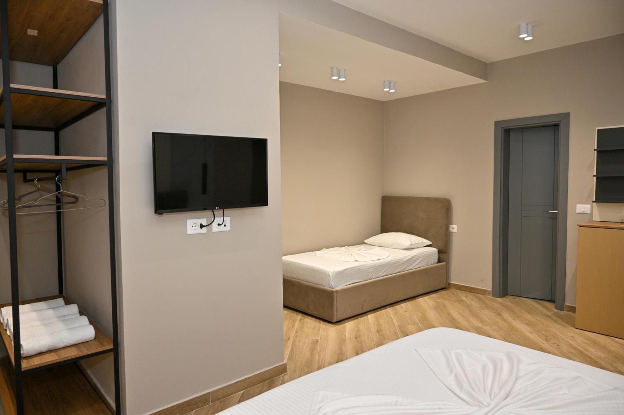Monduro Hotel Durrës Cameră foto