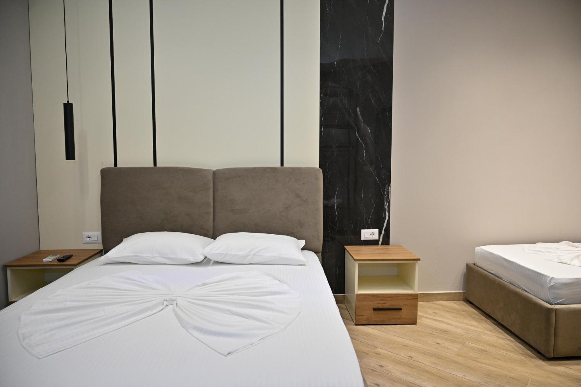 Monduro Hotel Durrës Cameră foto